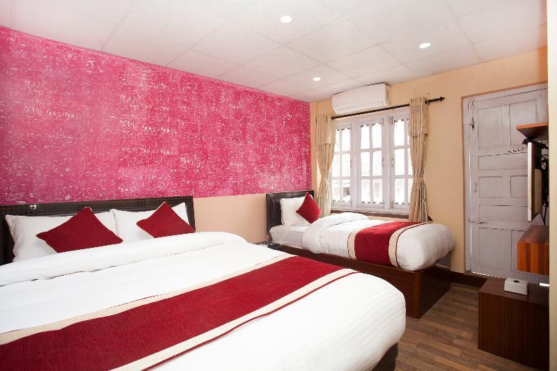 Oyo 372 Hotel Happy Inn Катманду Экстерьер фото
