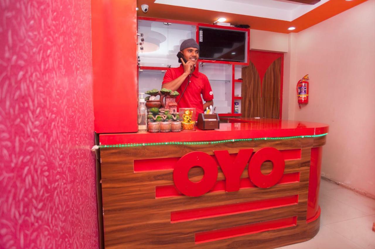 Oyo 372 Hotel Happy Inn Катманду Экстерьер фото