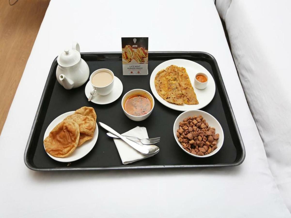 Oyo 372 Hotel Happy Inn Катманду Экстерьер фото